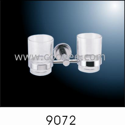 9072(9072)