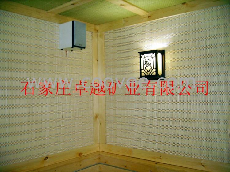 (01)