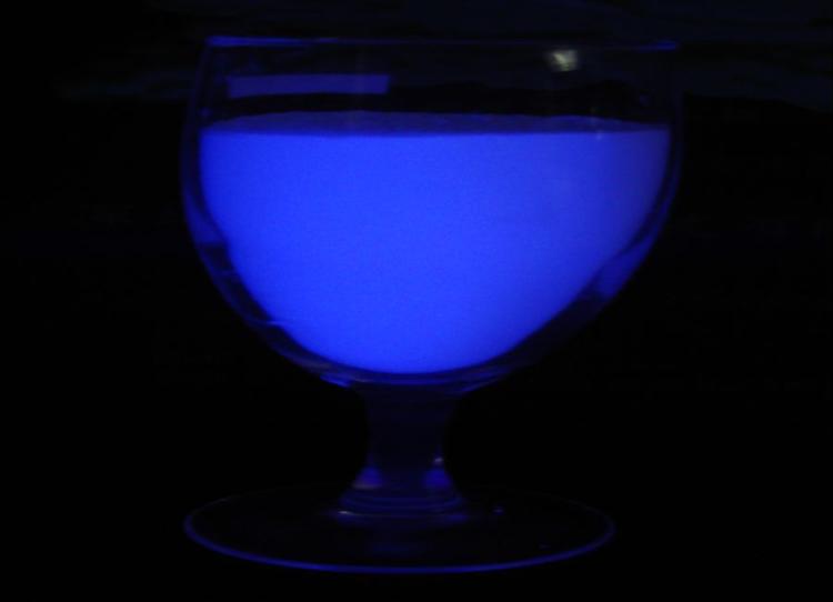 长佘辉天蓝夜光粉
