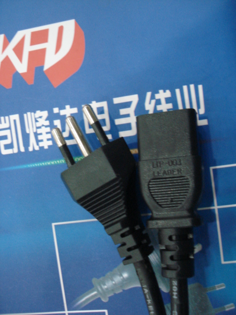 意大利品字尾电源线
