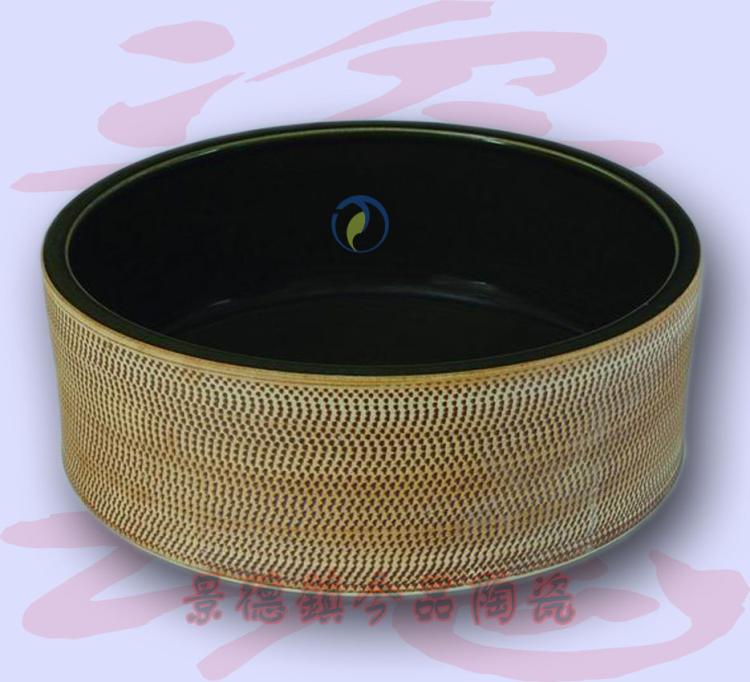մ(0002)