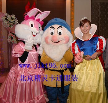 提供北京精灵卡通服装,卡通人偶服饰,婚礼兔