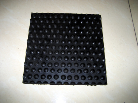 𽺰