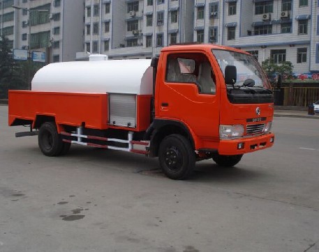 ׵szd5040Сѹϴ(2001i8)