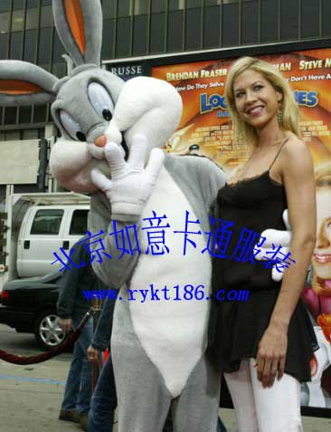 供应北京如意卡通服装,毛绒卡通人偶服饰,兔八哥