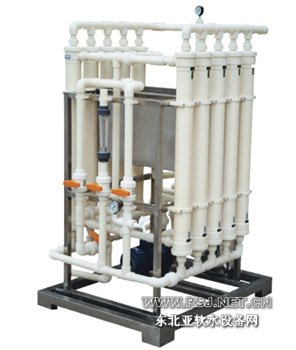 沈阳矿泉水生产设备:玻璃钢LD型净水机1-10T/h