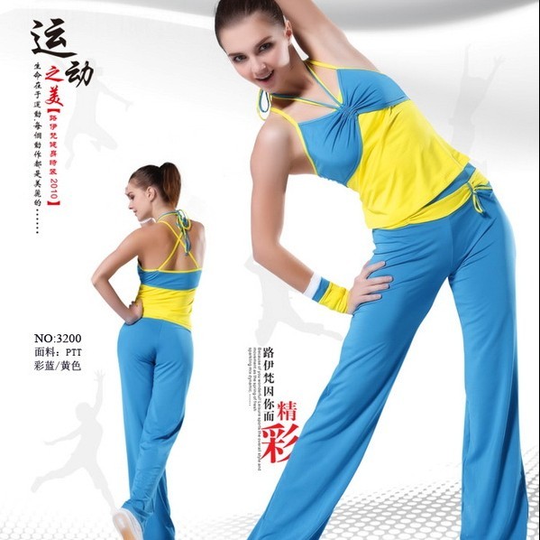 ·2010괺Ůװٷ٤3200