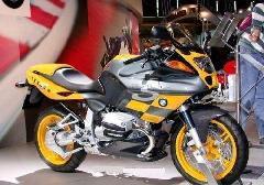 R1100S