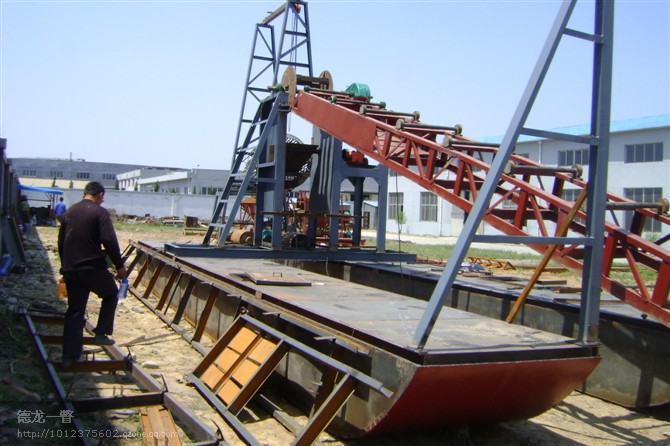 ɳ(qz-1)