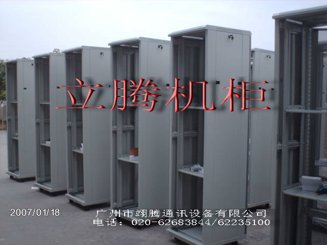 ϵ(L-C)