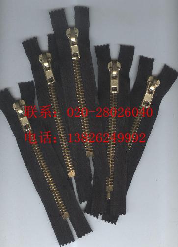 (MO4)