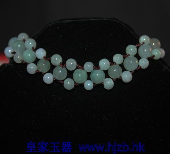 鱦