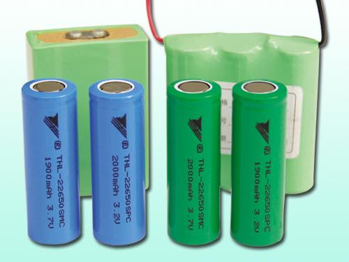 22650﮵3.2V1900mAh