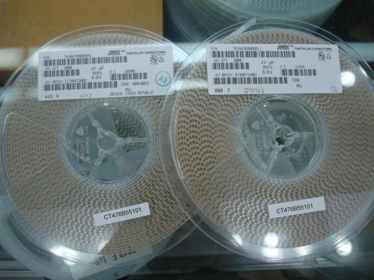 AVX68UF/16V10%D/7343