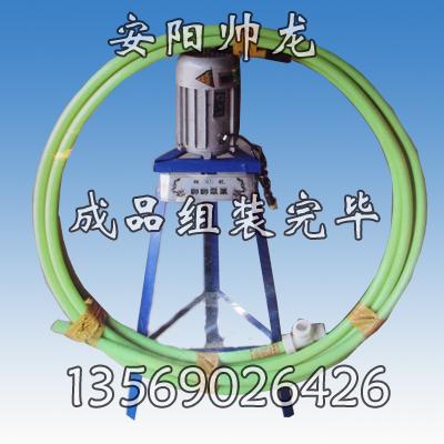 (05)