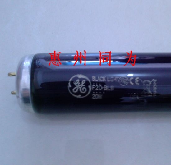 GEƹF40BLB40W