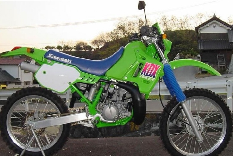 KDX200SRĦг