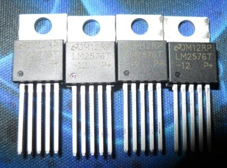 ѹ(LM2576-12V)