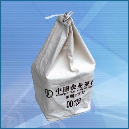Ǯ