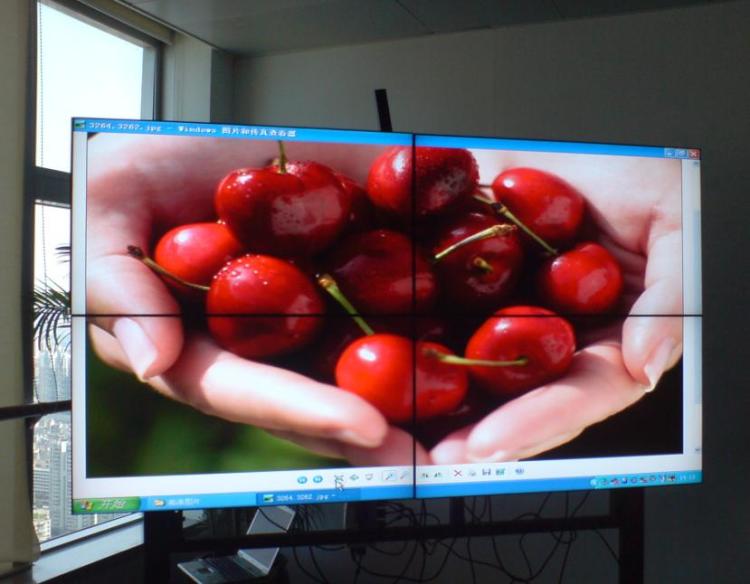 32LCD