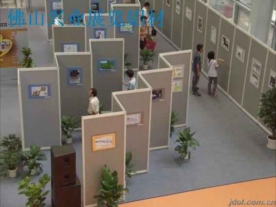 展览器材;展览用品;展示器材;
