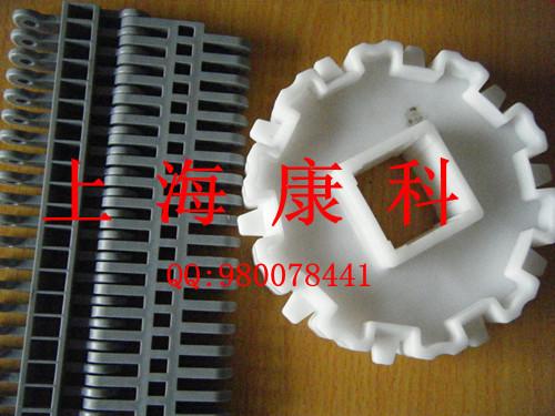 洬
