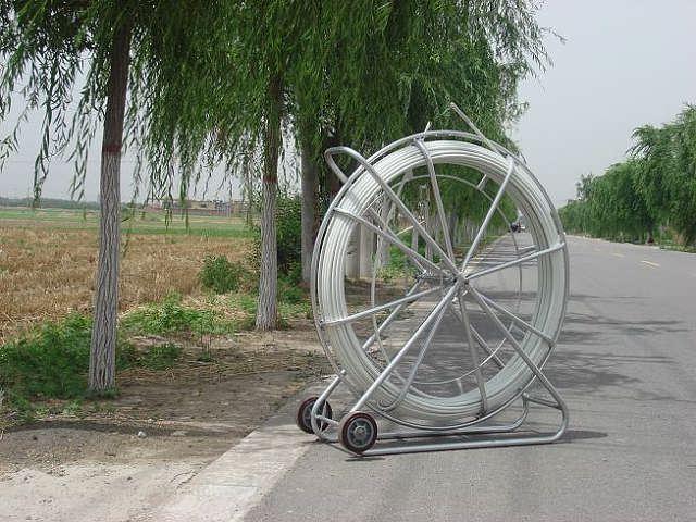 ֱ