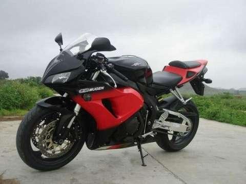 CBR1000RR