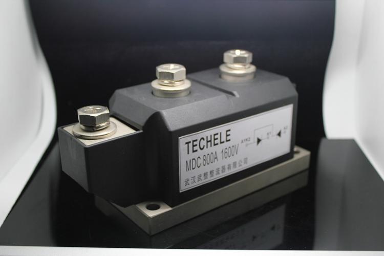 ģMDC800A