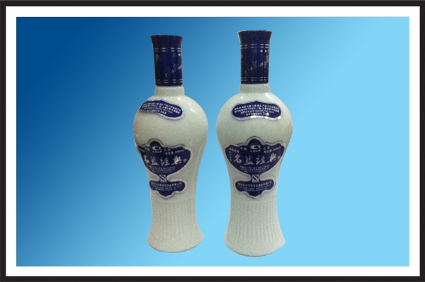 名蓝经典贵宾白酒名蓝白酒
