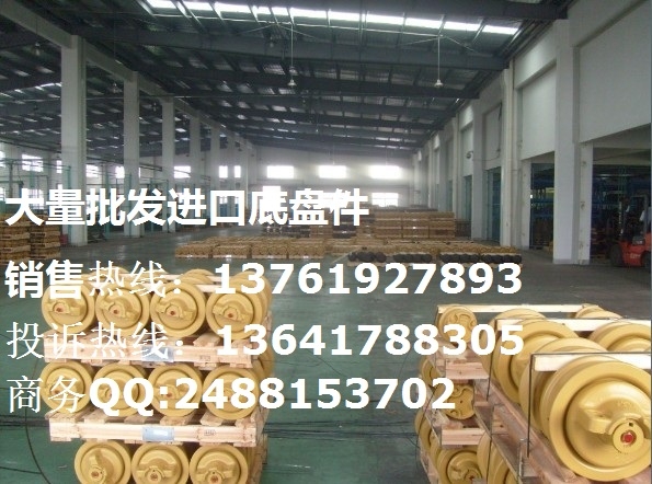 神钢320支重轮,引导轮