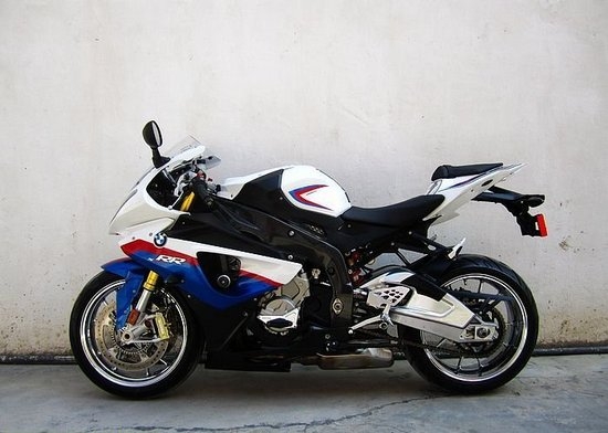 S1000RRĦг