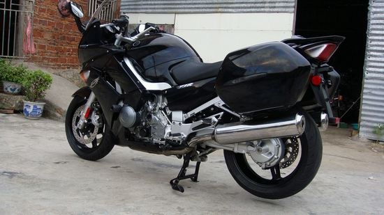 FJR1300Ħг