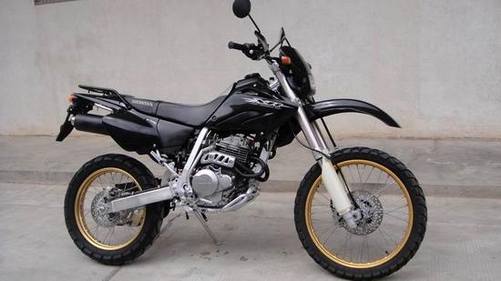 XR250Ħг