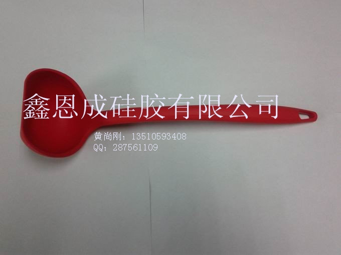 硅胶包五金大汤勺