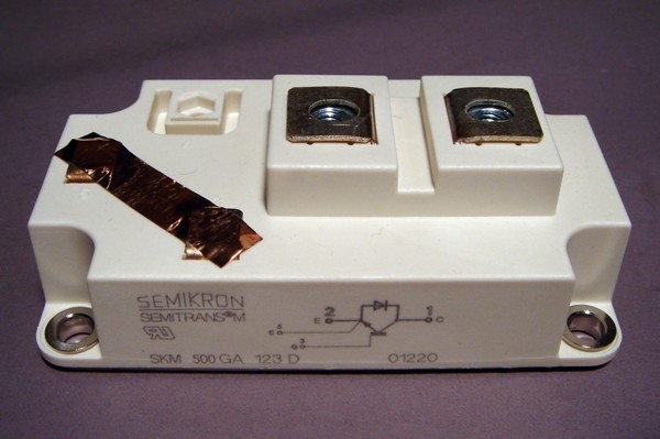 ſSKM500GA123D