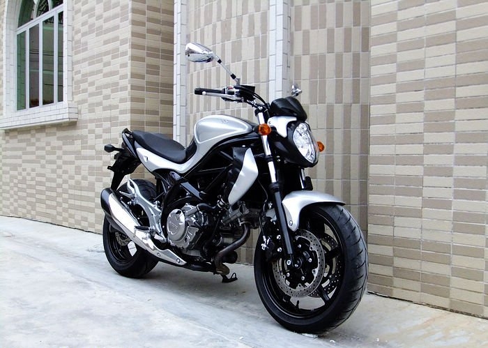 ľV650Ħг