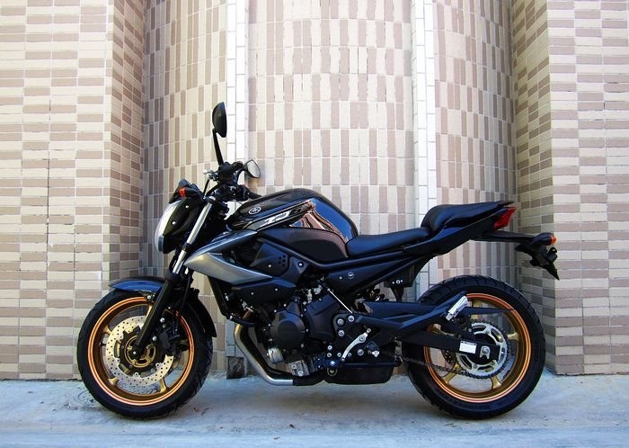 XJ-6NĦг