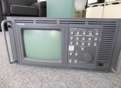 VM700TƵ