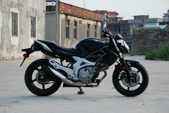 ľV650Ħг