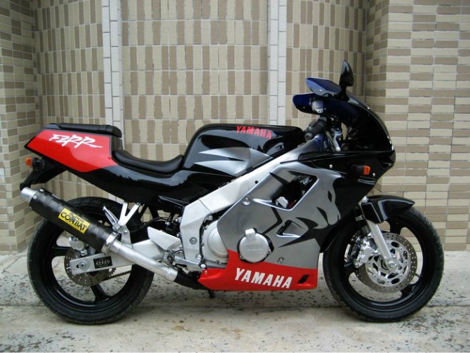 FZR250Ħг