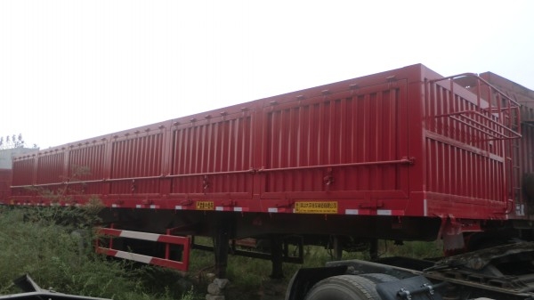 供应二手13米侧翻梁山二手车