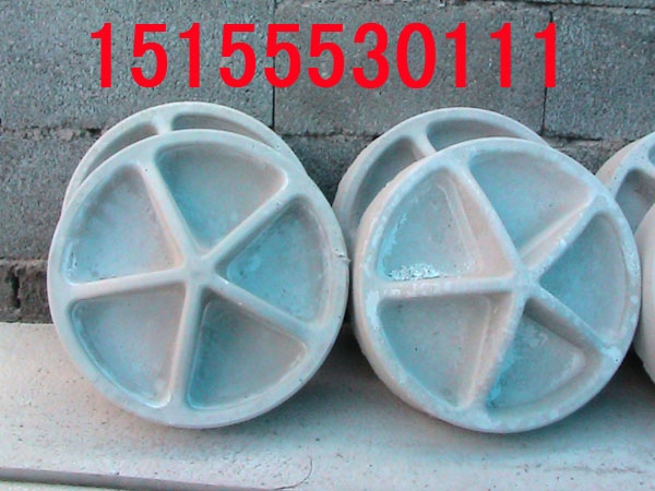 ϲ(2v)