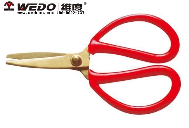 ߷