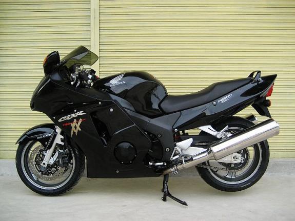 CBR1100XX