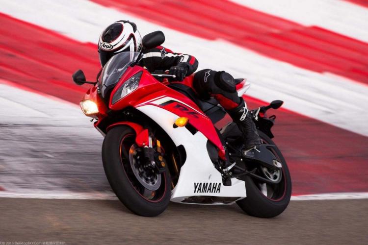 雅马哈yzf-r6摩托车零售价