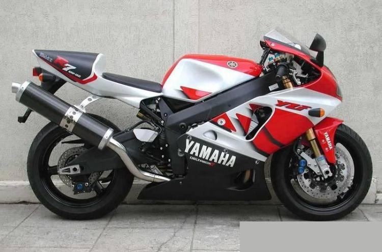 ӦYZF-R7Ħг
