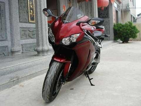 CBR954Ħг