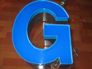 LED⼯
