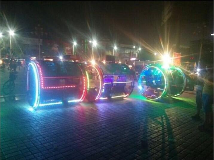 山西逍遥乐吧车,机器人蹬车,充气大滑梯